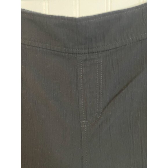 Lane Bryant Womens Black Cotton Rayon Elastic Waist Short Size 18 - Picture 3 of 9